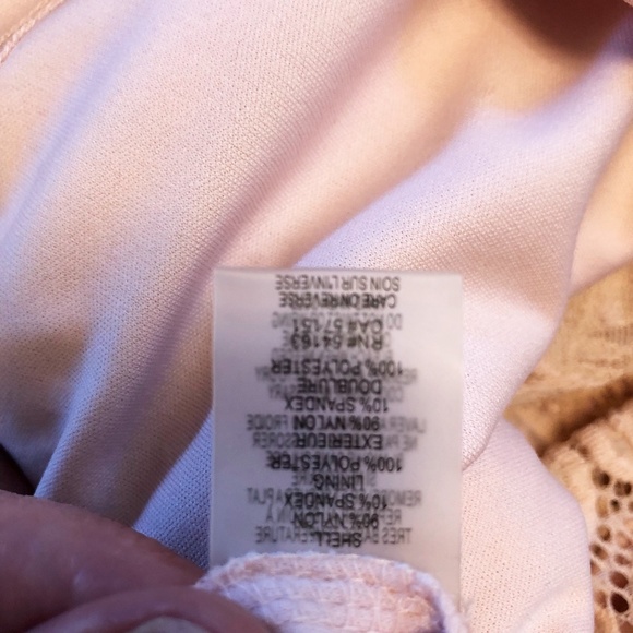 Pale Pink Floral Dress Size: 6 Ivanka Trump - Picture 12 of 13